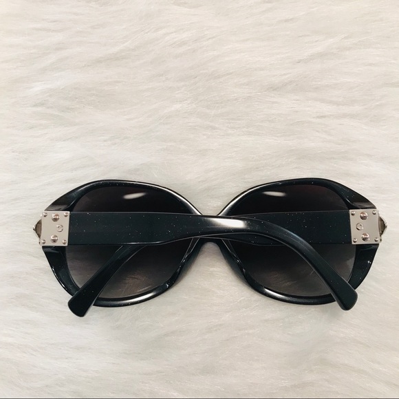LOUIS VUITTON Soupcon Oversize Black Sunglasses - Picture 4 of 8